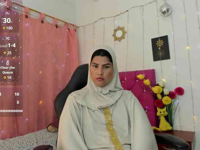 AishaAmin webcam
