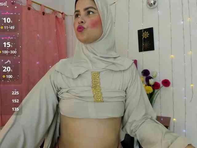 AishaAmin webcam
