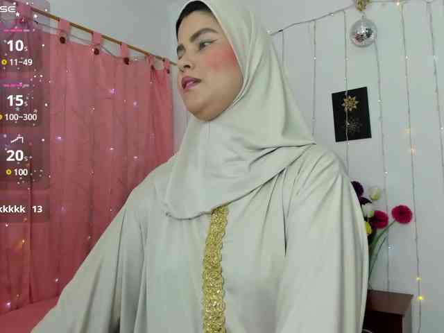 AishaAmin webcam