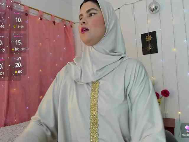 AishaAmin webcam