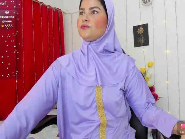 AishaAmin webcam
