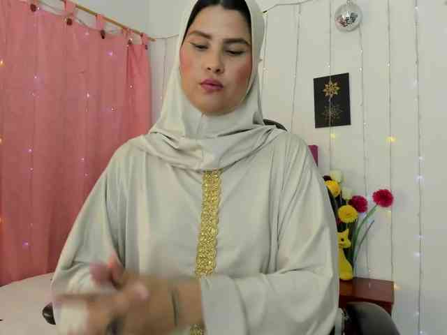 AishaAmin webcam