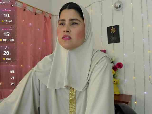 AishaAmin webcam