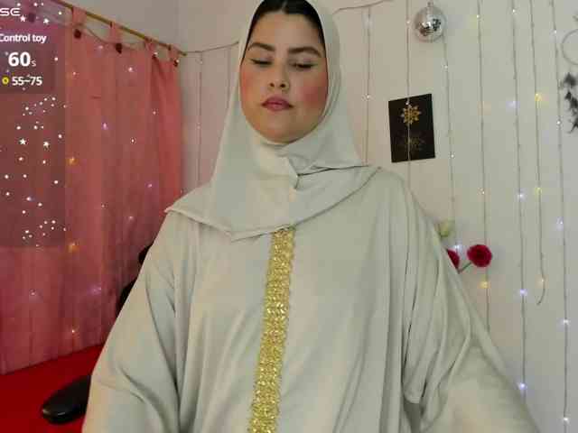 AishaAmin webcam