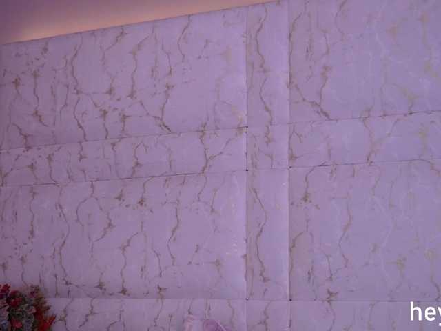 Idrill's BongaCams show and profile