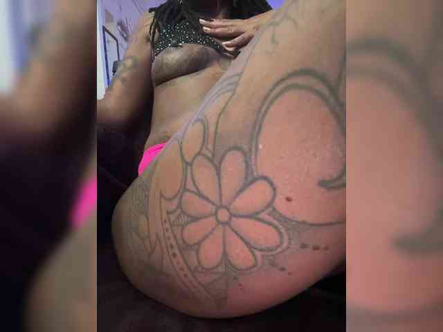 Karamelkandy69 webcam