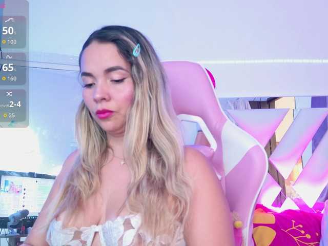 LunaBiely's BongaCams show and profile