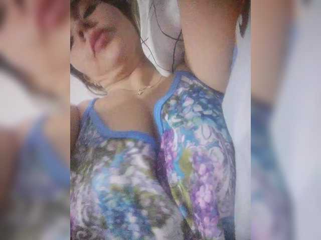 LunaBiely's BongaCams show and profile