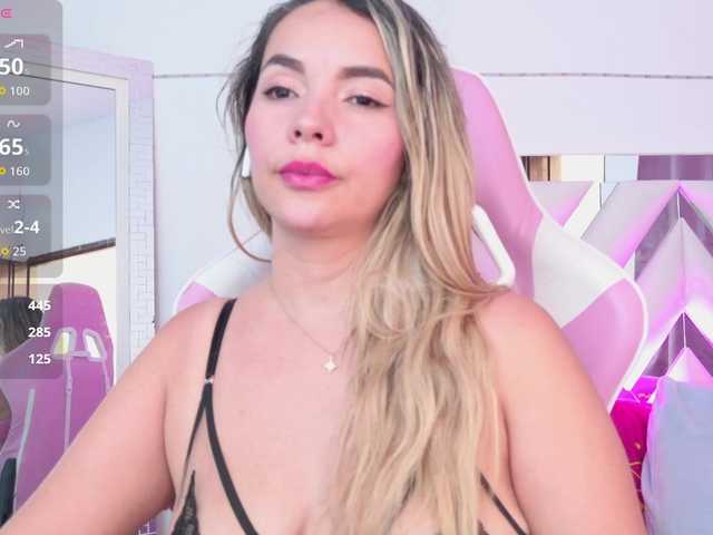 LunaBiely's BongaCams show and profile