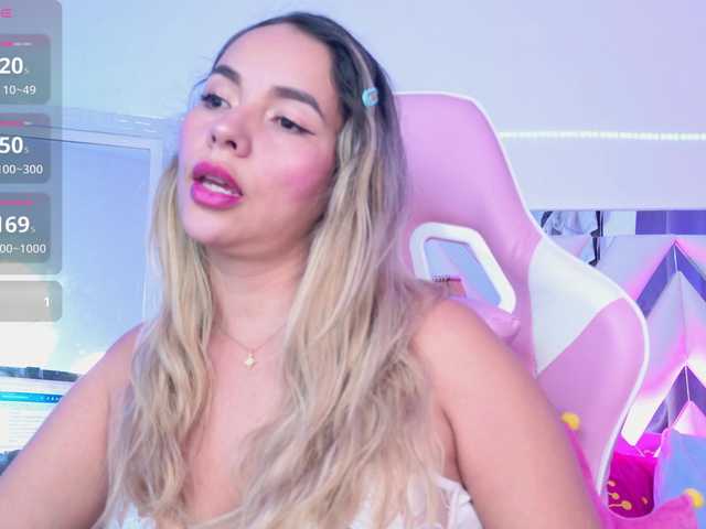 LunaBiely's BongaCams show and profile
