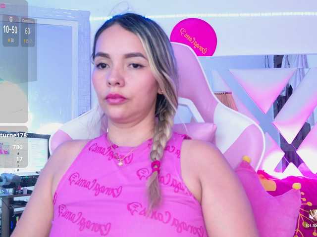 LunaBiely's BongaCams show and profile