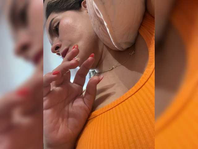 LunaBiely's BongaCams show and profile