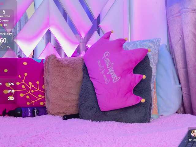 LunaBiely's BongaCams show and profile