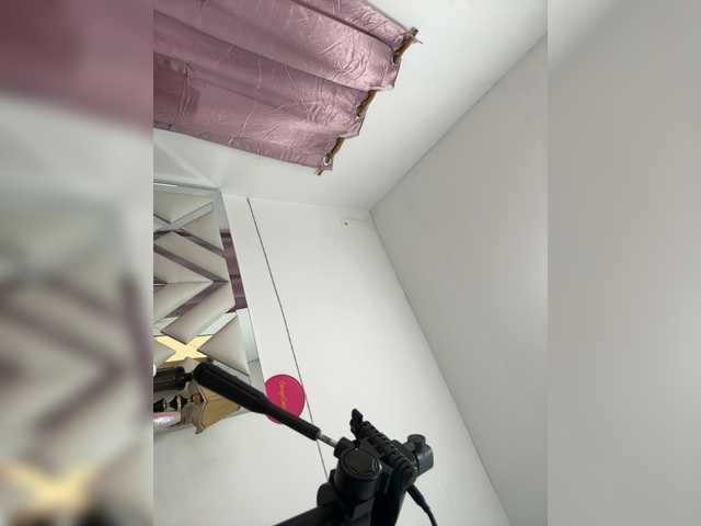 LunaBiely's BongaCams show and profile