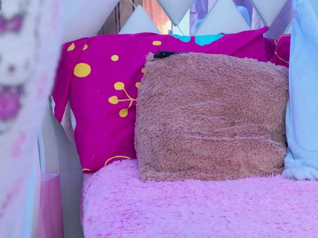 LunaBiely's BongaCams show and profile