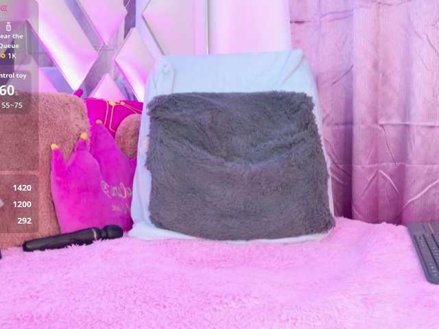 LunaBiely's BongaCams show and profile