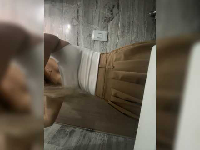 LunaBiely's BongaCams show and profile