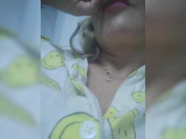 LunaBiely's BongaCams show and profile