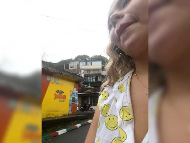 LunaBiely's BongaCams show and profile