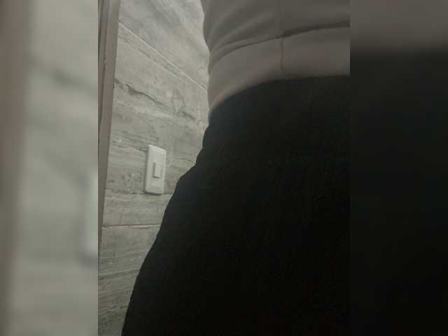 LunaBiely's BongaCams show and profile