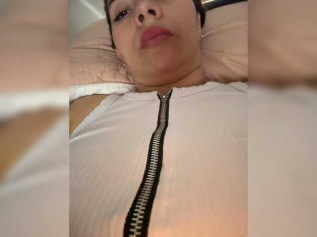 LunaBiely's BongaCams show and profile