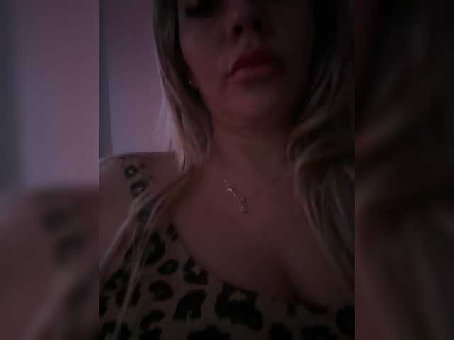 LunaBiely's BongaCams show and profile