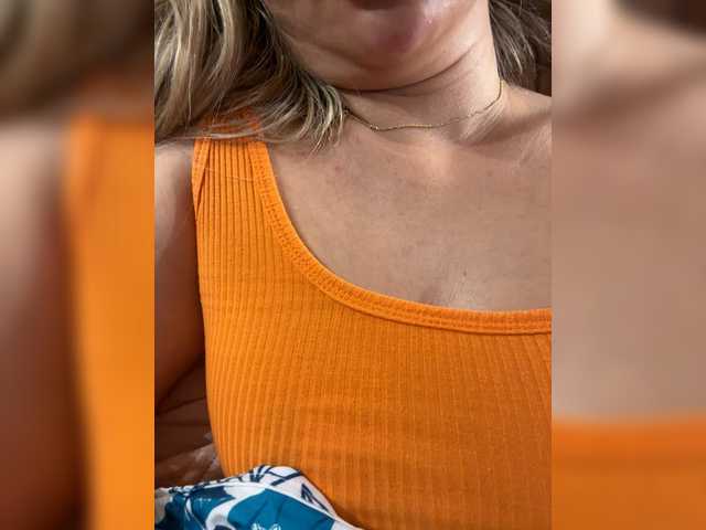 LunaBiely's BongaCams show and profile