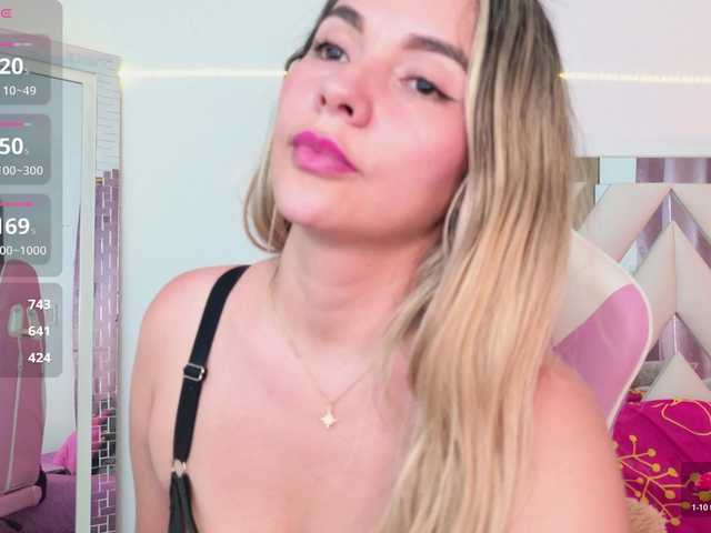 LunaBiely's BongaCams show and profile