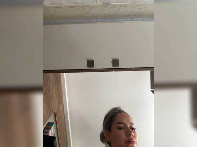 LunaBiely's BongaCams show and profile