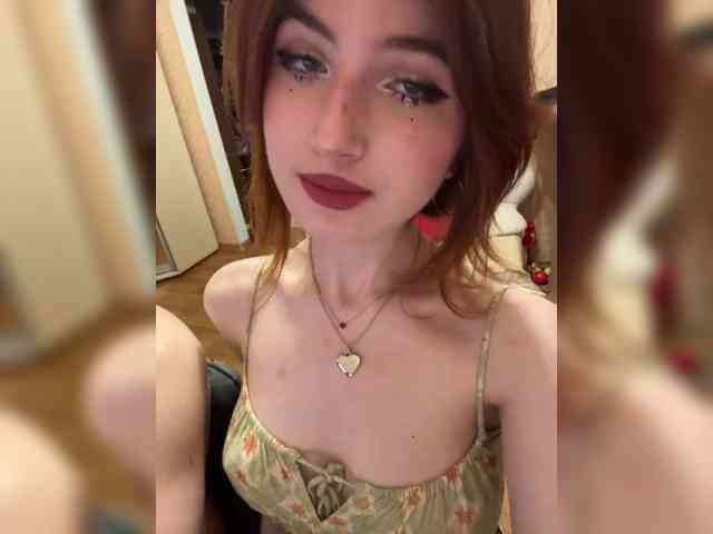 PornoHuk webcam