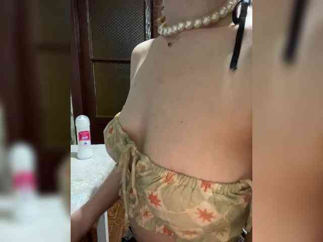 PornoHuk webcam