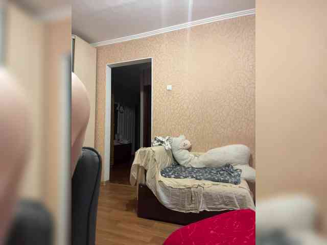 PornoHuk webcam