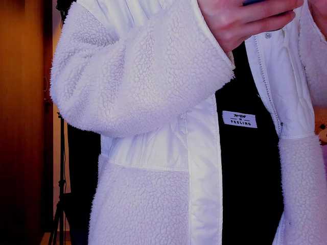 LauraR's BongaCams show and profile