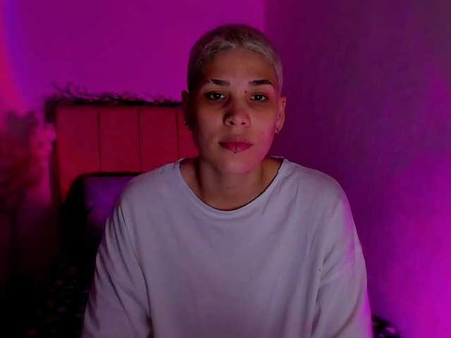 LauraR from BongaCams is Freechat