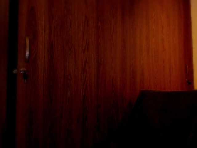 LauraR's BongaCams show and profile