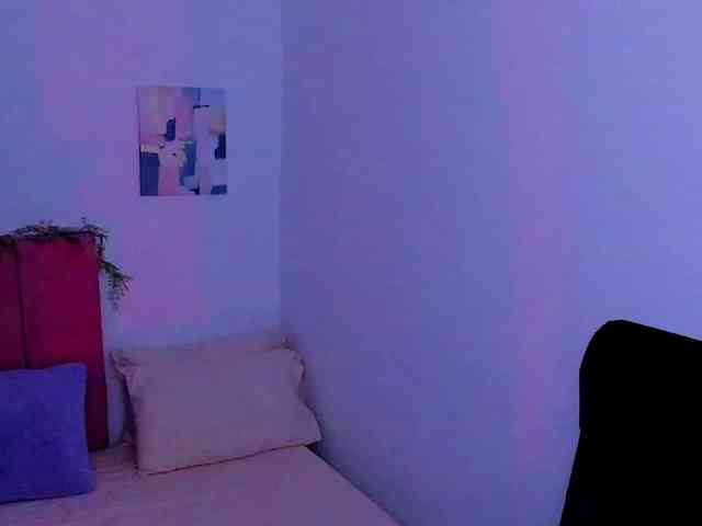 LauraR webcam