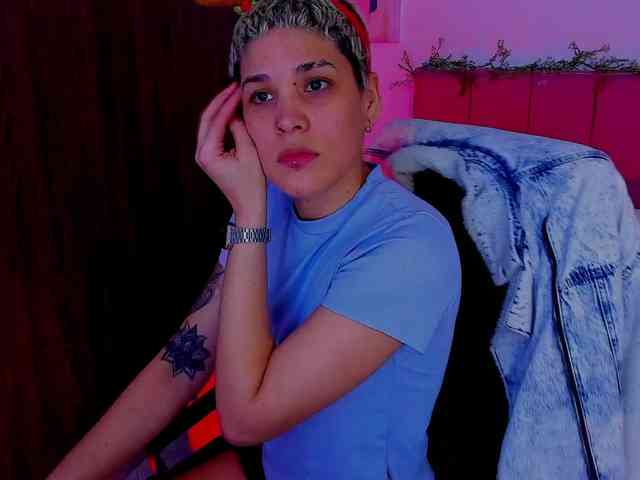 LauraR webcam
