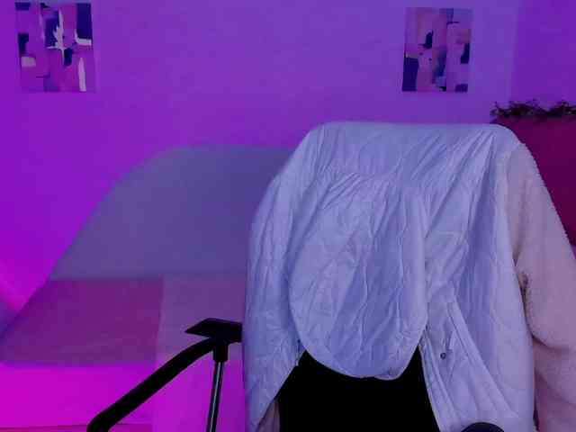 LauraR webcam