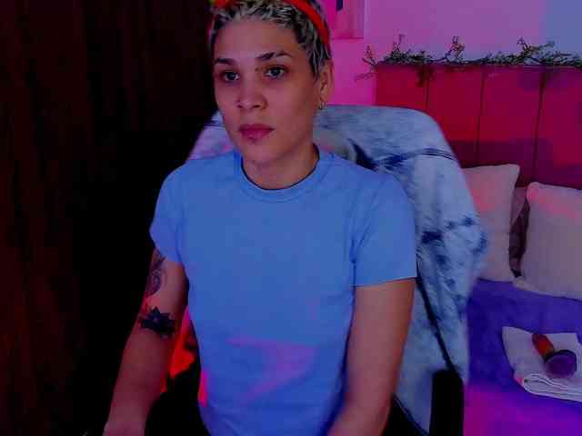 LauraR webcam