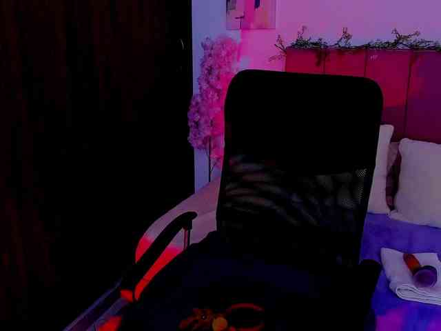 LauraR webcam