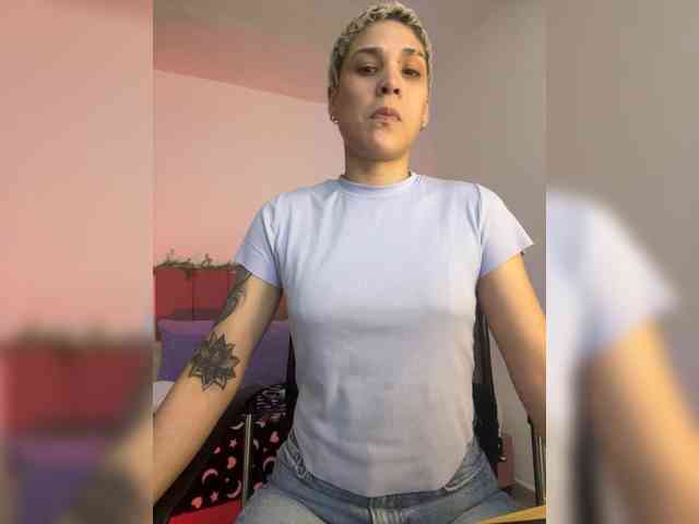 LauraR webcam