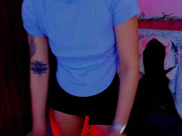 LauraR webcam