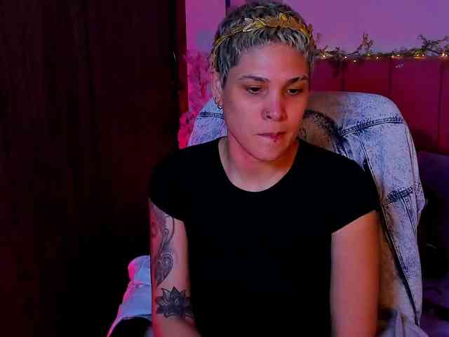 LauraR webcam
