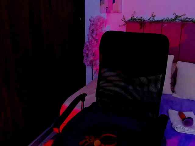 LauraR webcam