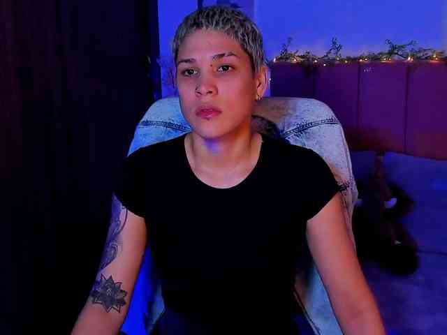 LauraR webcam
