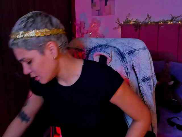 LauraR webcam