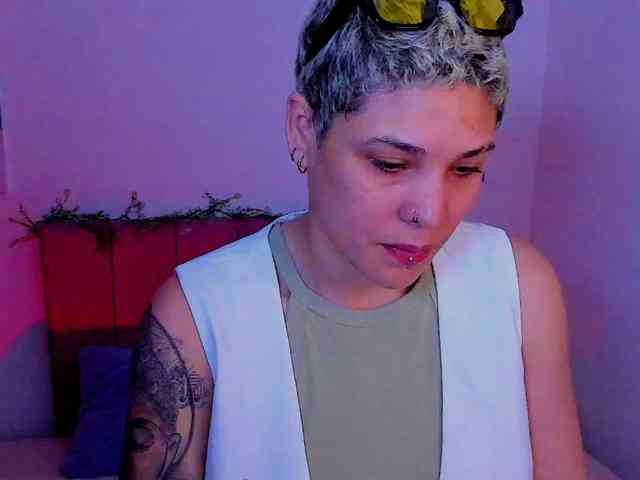 LauraR webcam