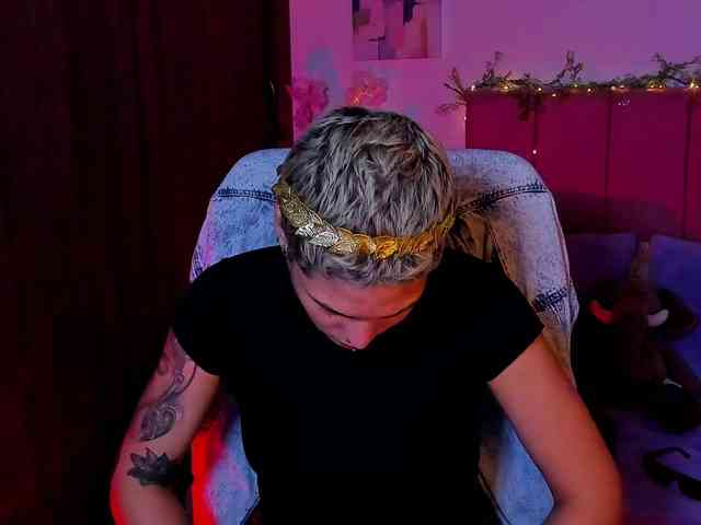 LauraR webcam
