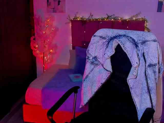 LauraR webcam