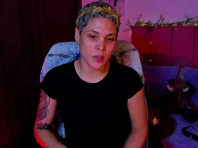 LauraR webcam